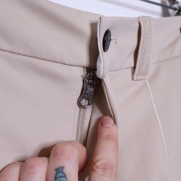 LULULEMON Club Short II Cashew Warpstreme Stretch Golf Tennis Active Women's 4 - Picture 5 of 9